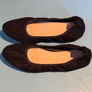 Black Women's Flats